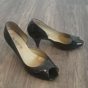 Rudy's heels
